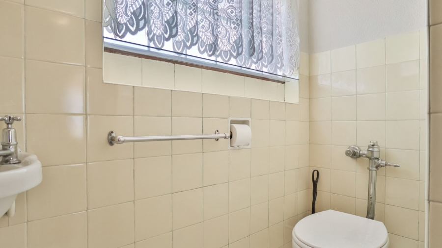 To Let 2 Bedroom Property for Rent in Sea Point Western Cape